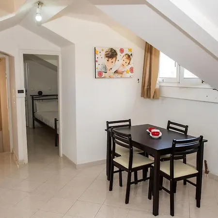 Guest house Attic Flat 
